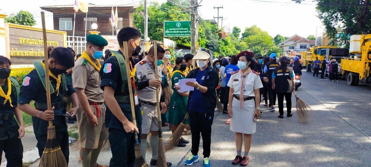 นำคณะลูกเสือจิตอาสาพระราชทาน ทำความสะอาดชุมชนบุ่งกาแซวและพื้นที่ใกล้เคียง